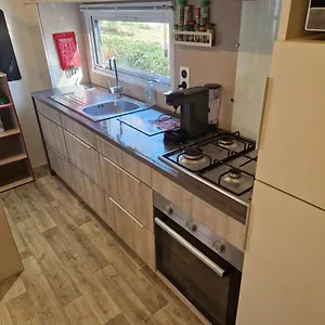 Séjour à la campagne Mobil 8 Couchages Dans Camping 4 Etoiles A Aven 29930, Pont-Aven